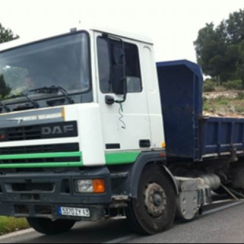 Un camion perd sa roue sur l’A55